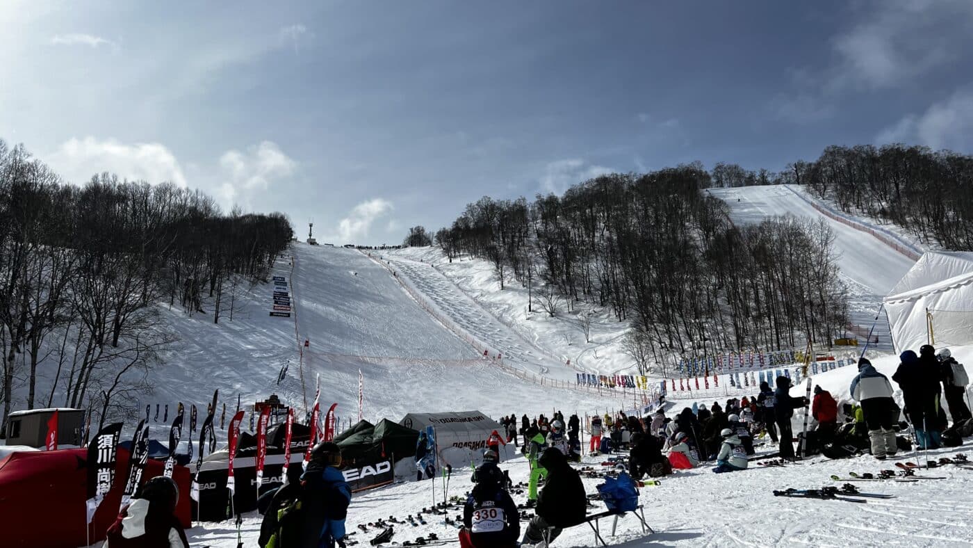 全日本スキー技術選手権大会、選手サポート、ルスツリゾート